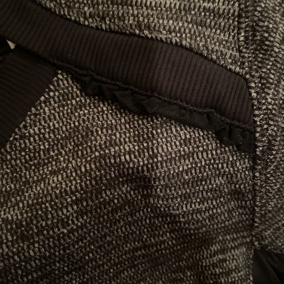 Lululemon Long Sleeve ribbon trim reflective sweat wicking mesh - Picture 3 of 10